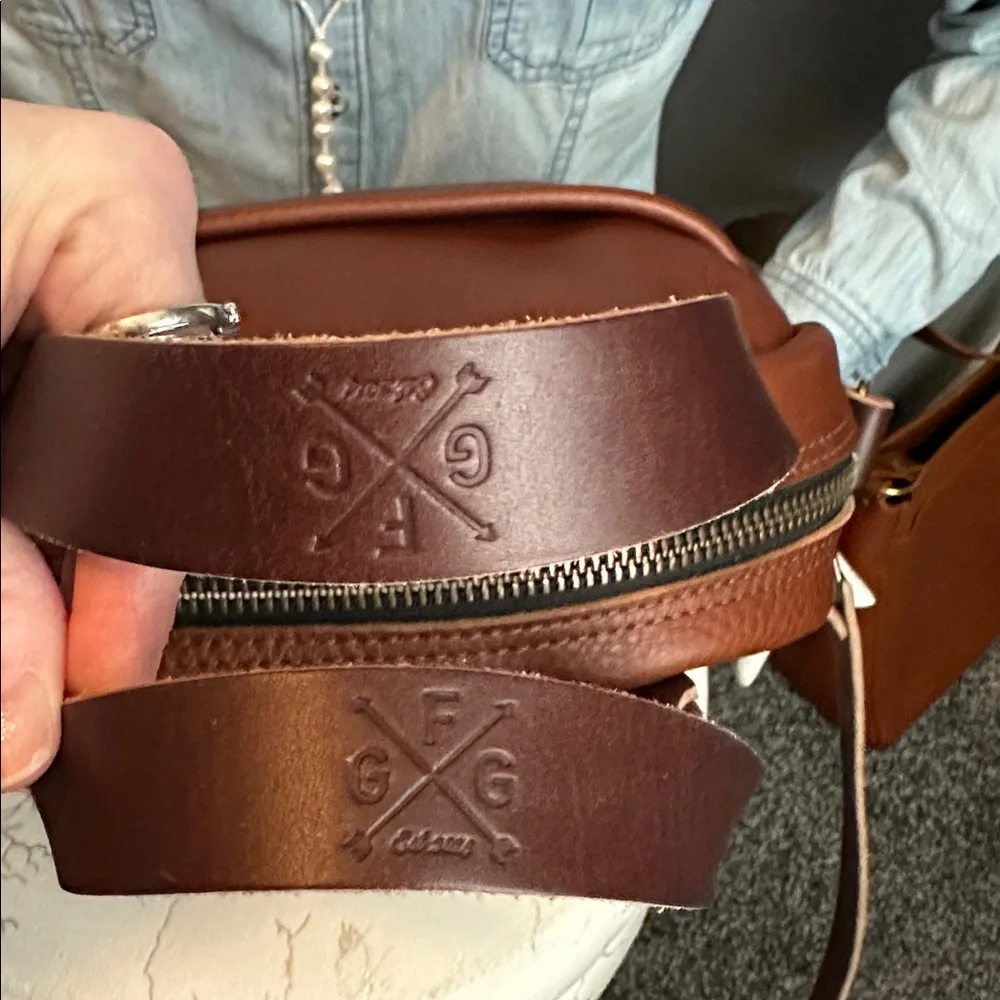 Go Forth Goods small Hoffman deluxe saddle crossbody bag NEW - Picture 12 of 16